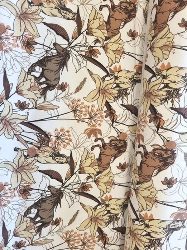 French Terry Flowers & Horses ecru