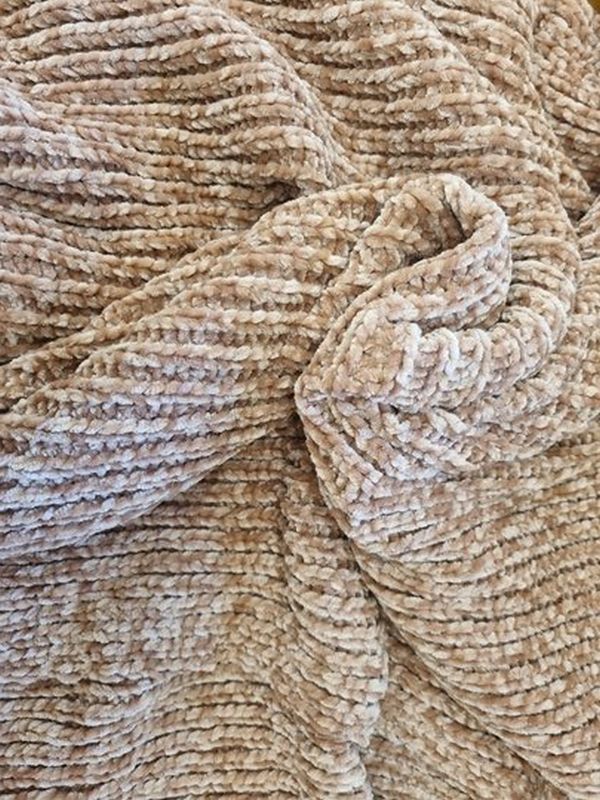 Heavy Chenille Cable Strick Nude