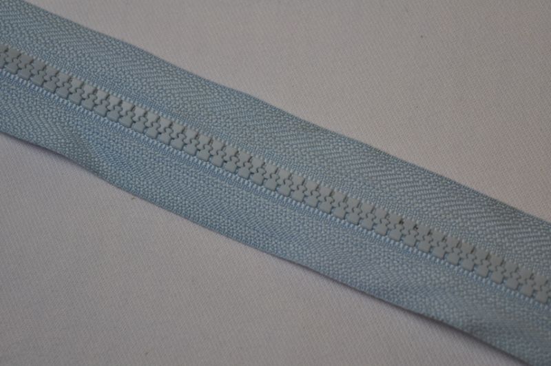 Endlosreißverschluss 5 mm grob hellblau 184