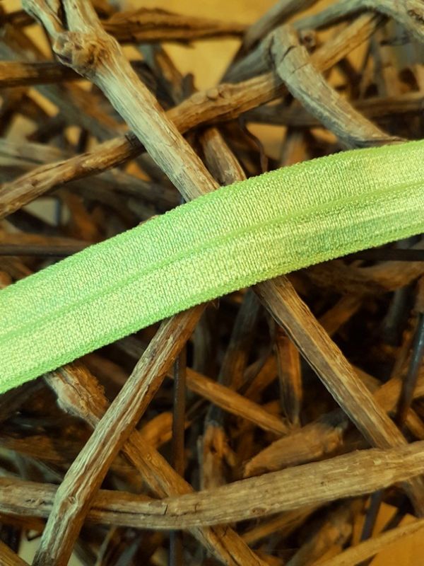 Elastisches Einfassband 15 mm lime