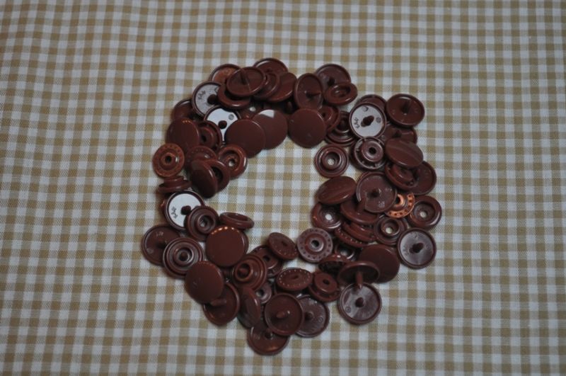 30 Baby Snaps T5 Farbe B26 Rusty Brown