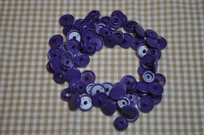 30 Baby Snaps T5 Farbe B35 Purple