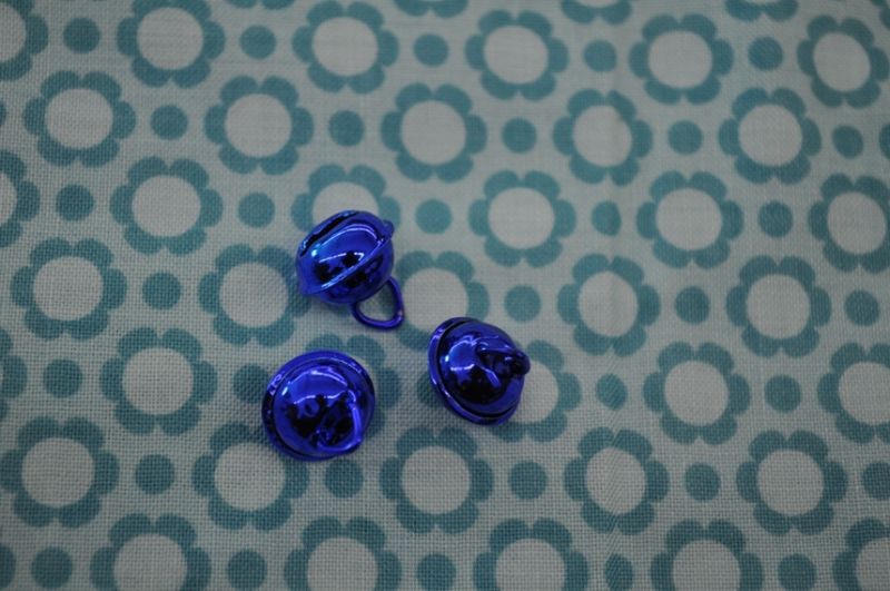 Glöckchen 10 mm blau