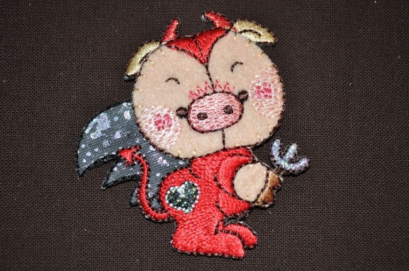 Applikation Bügelbild Teufel schwein