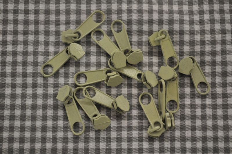 Schieber/Zipper 3 mm Reißverschluss lindgrün