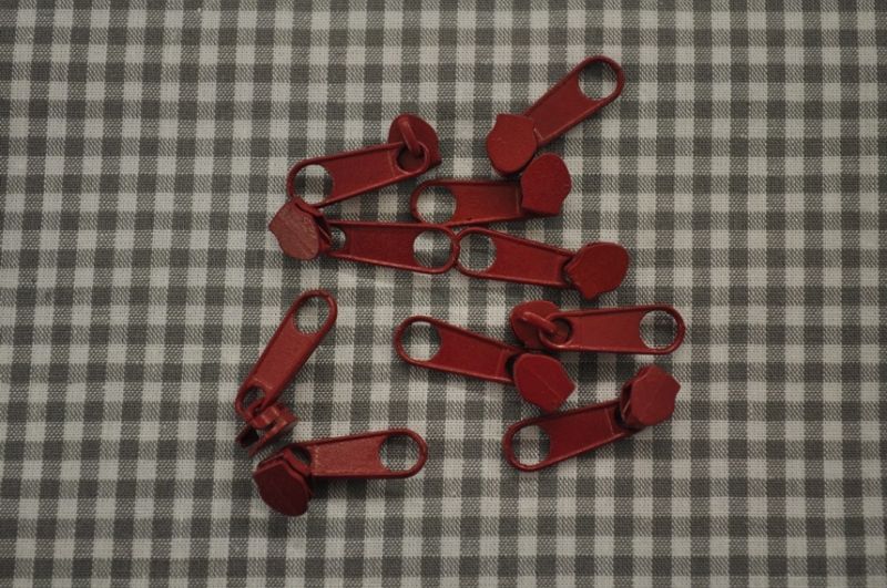 Schieber/Zipper 3 mm Reißverschluss weinrot