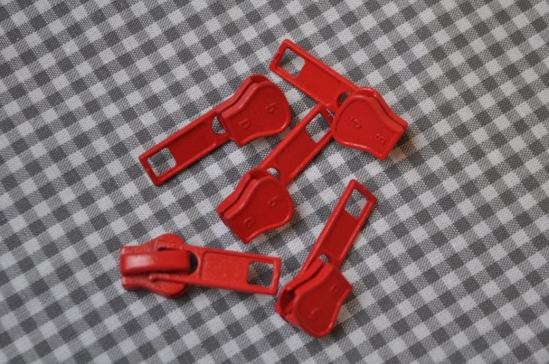 Schieber/Zipper 5 mm grob Reißverschluss rot