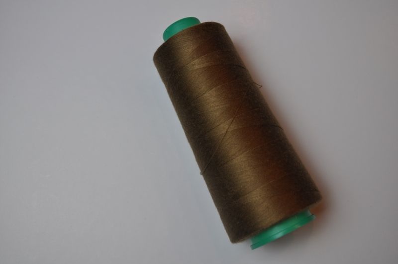 Overlockgarn 120er 2500 m Fb.819 ahorn
