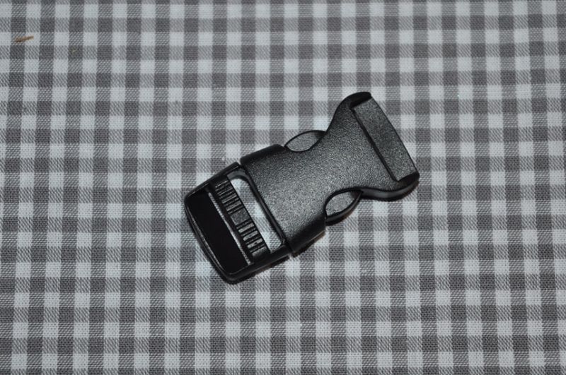 Steckschnalle 15 mm schwarz