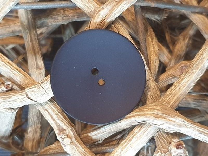 Knopf 2-Loch Polyester uni schwarz 25mm