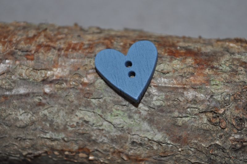 Holzknopf Herz klein grau 3