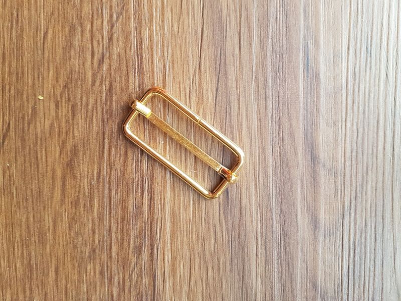 Schieber Gurtversteller 16 x 38 mm gold