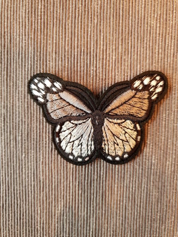 Applikation/Bügelbild Schmetterling grau