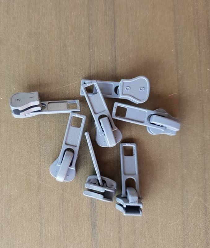 Schieber/Zipper 5 mm grob Reißverschluss grau