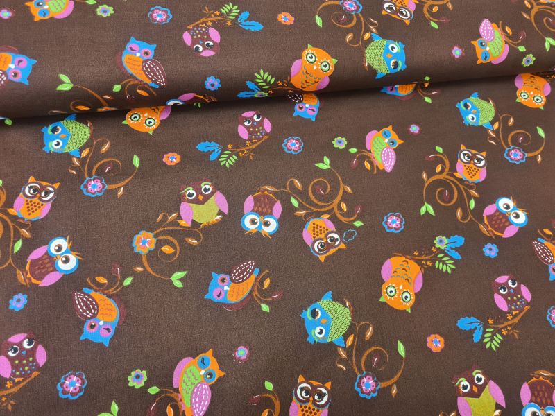 Baumwolle braun mit bunten Eulen