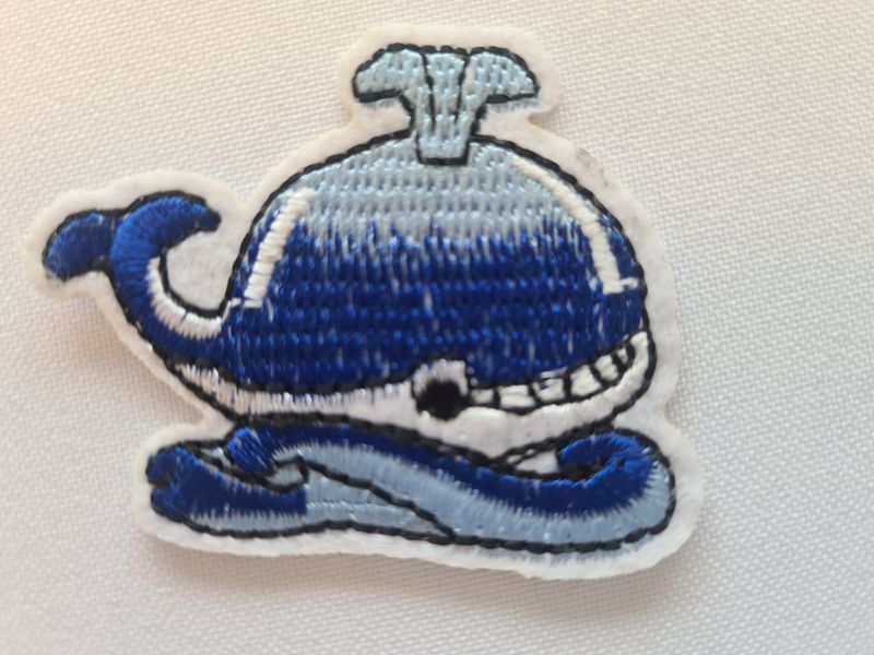 Applikation/Bügelbild Wal blau