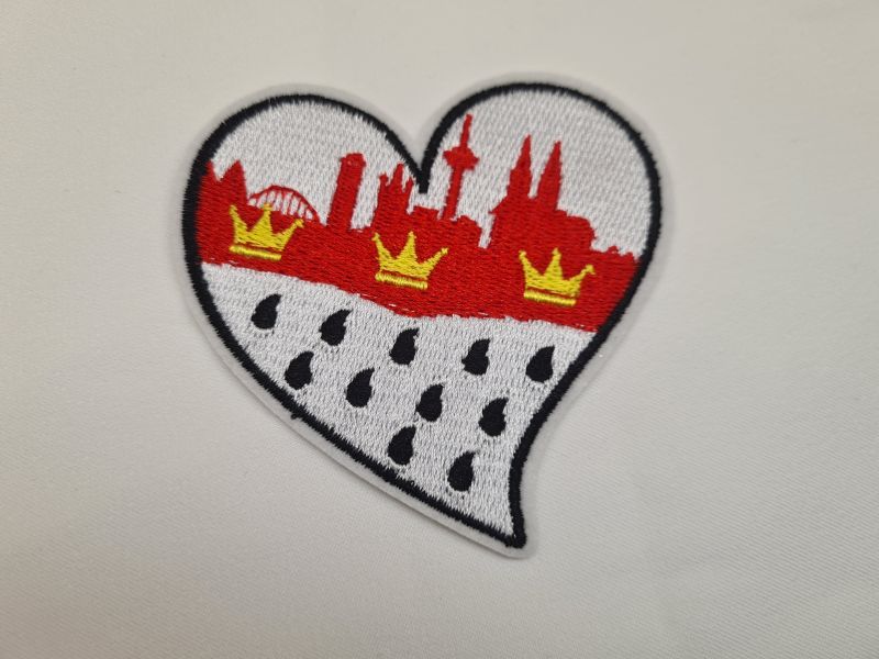 Applikation/Bügelbild Karneval Herz Skyline