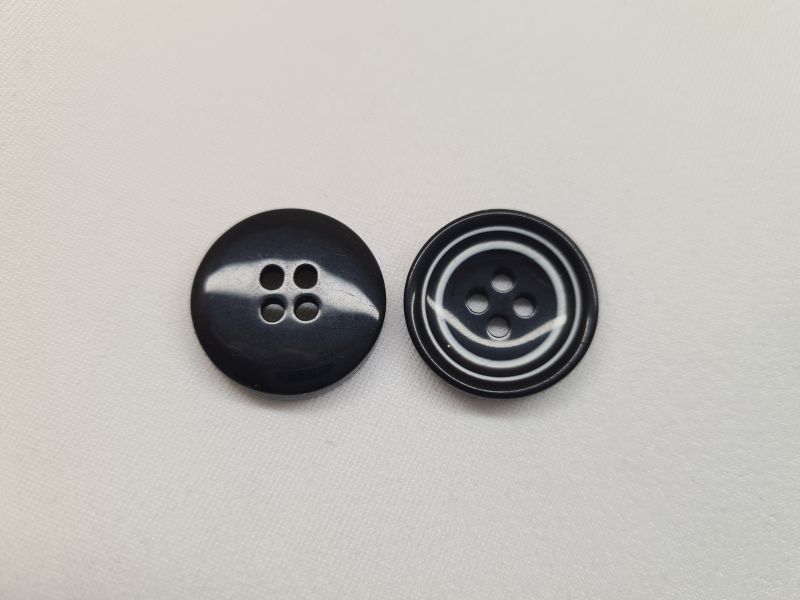 Knopf 20mm 4-Loch mit 2 weißen Ringen Schwarz