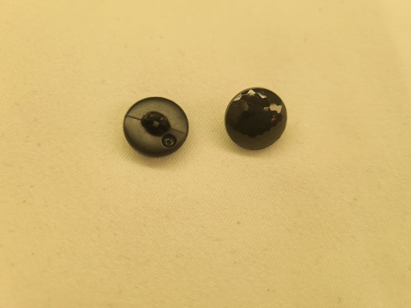Knopf 13mm Öse Golfball Schliff Schwarz