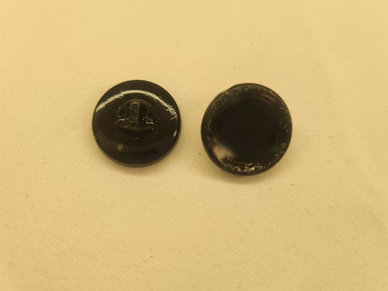 Knopf 18mm Öse Kugel nach innen Schwarz