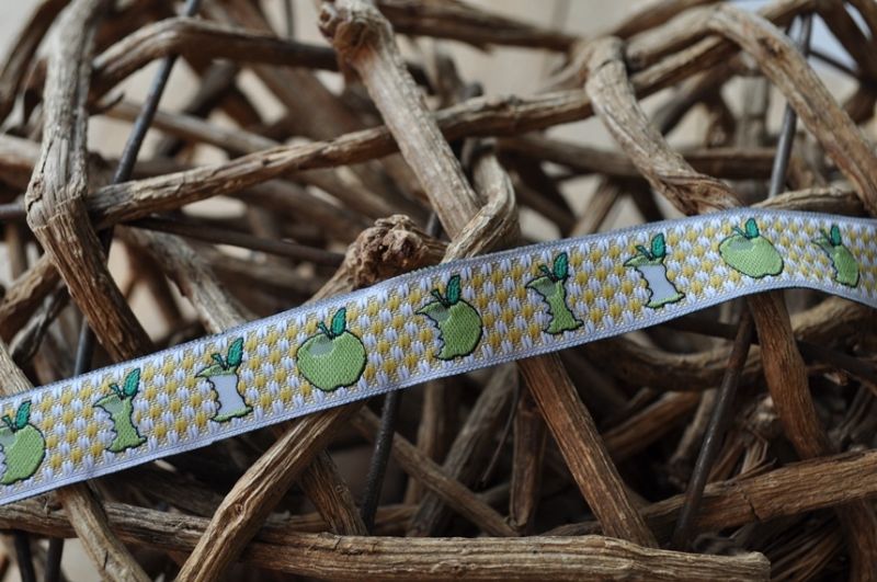 Webband Äpfel Karo gelb