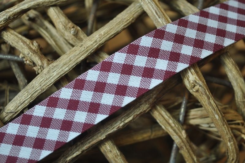 Schrägband maxi vichy karo gefalzt 18 mm weinrot
