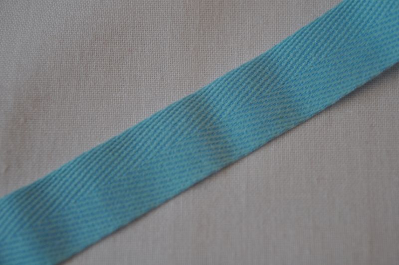 Köperband hellblau 1,5cm