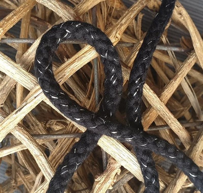 Baumwoll Kordel 8mm Schwarz mit Lurexfaden Silber