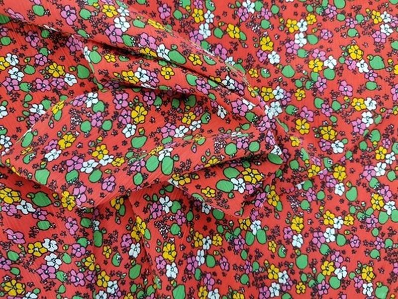 Blusenstoff Crincle Blümchen rot