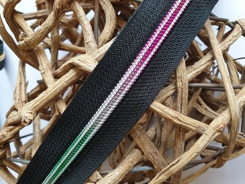 Endlosreißverschluss 6 mm Regenbogen