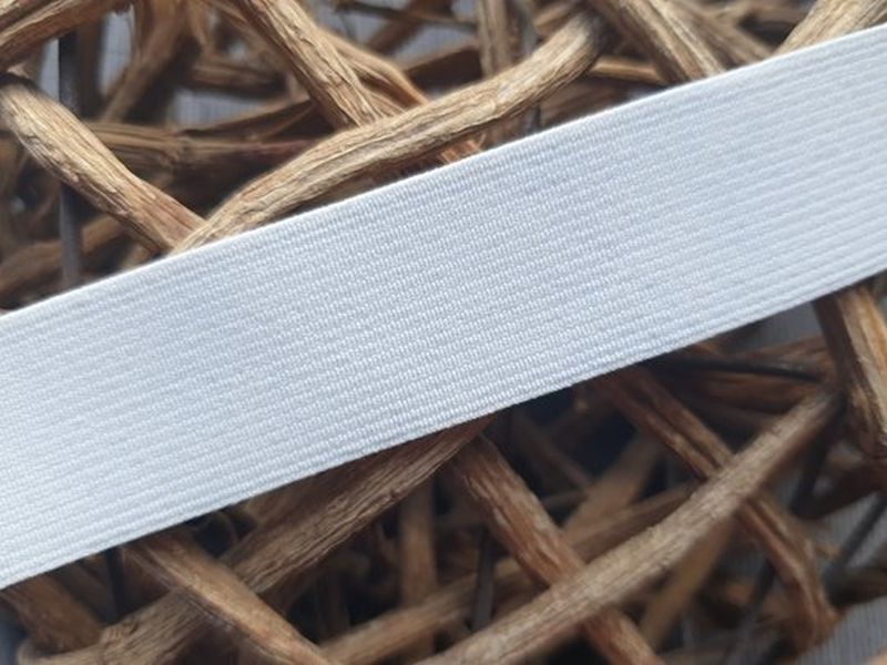 Gummiband 25 mm weiß