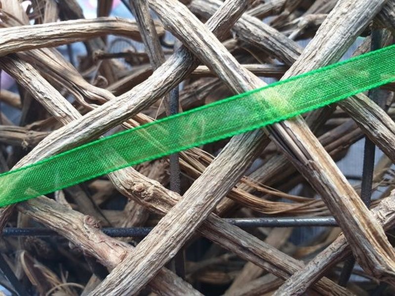 Organzaband 6 mm mittelgrün