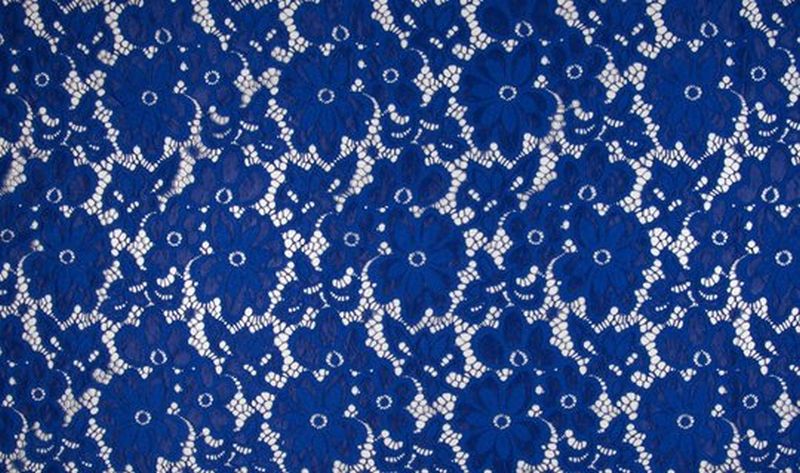Spitzenstoff Eva Royalblau 7