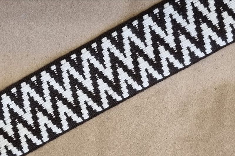 Gurtband Zacken 40mm Dunkelgrau