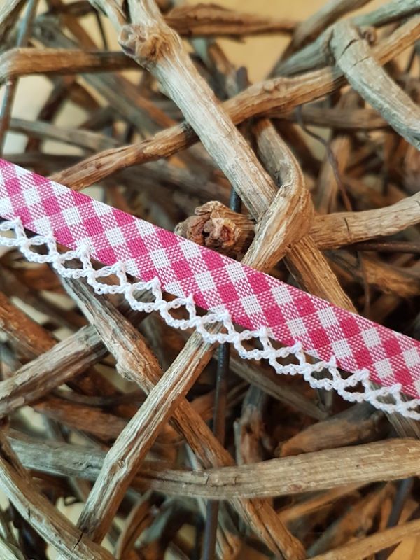 Schrägband vichy karo mit Häkelborte fuchsia