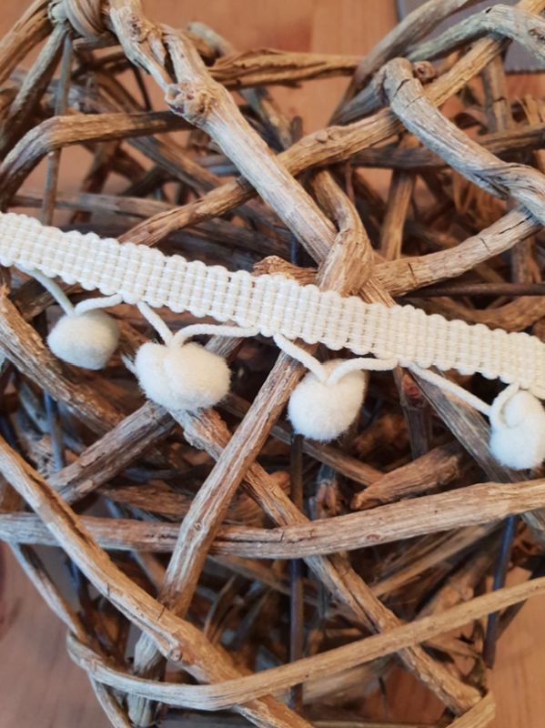 Pomponband uni Vanille fb. 6