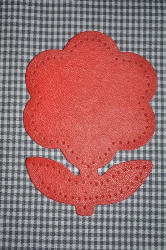 2 Leder (imitat) applikationen *blume* rot