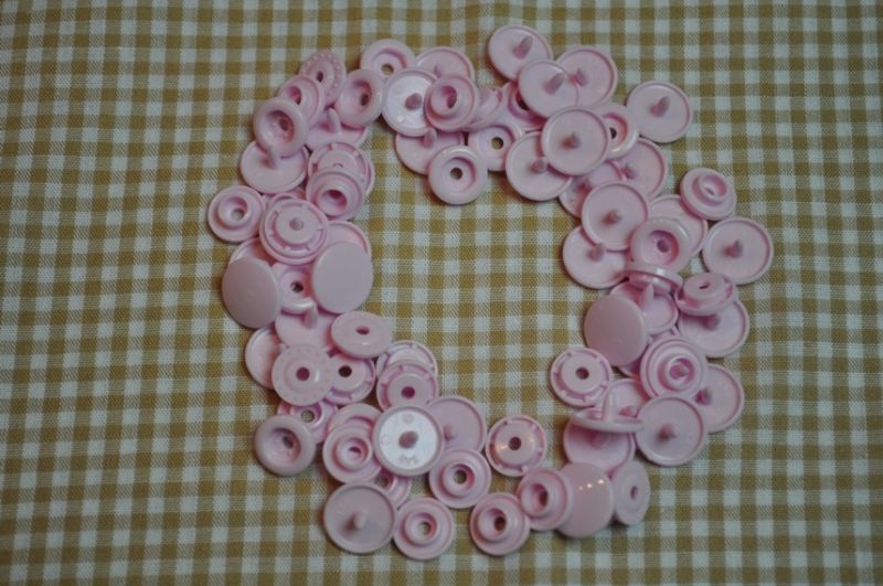 30 Baby Snaps T5 Farbe B18 Pastel Pink (babyrosa)