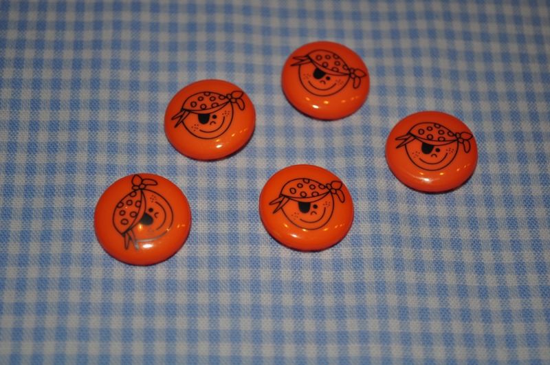 Knopf pirat orange