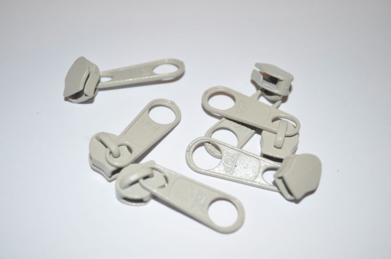 Schieber/Zipper 5 mm Reißverschluss sand