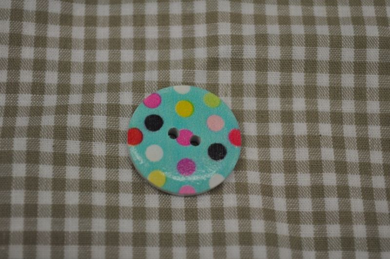 Knopf Dots hellblau 2,2cm