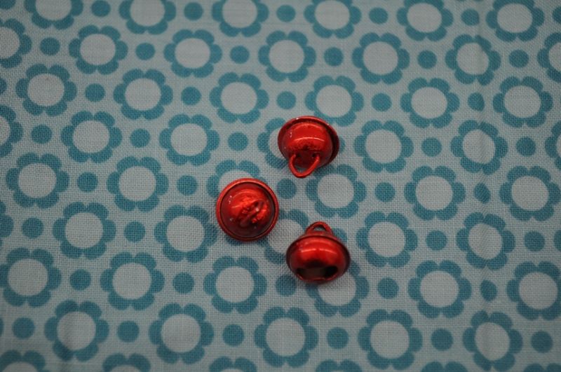 Glöckchen 10 mm rot