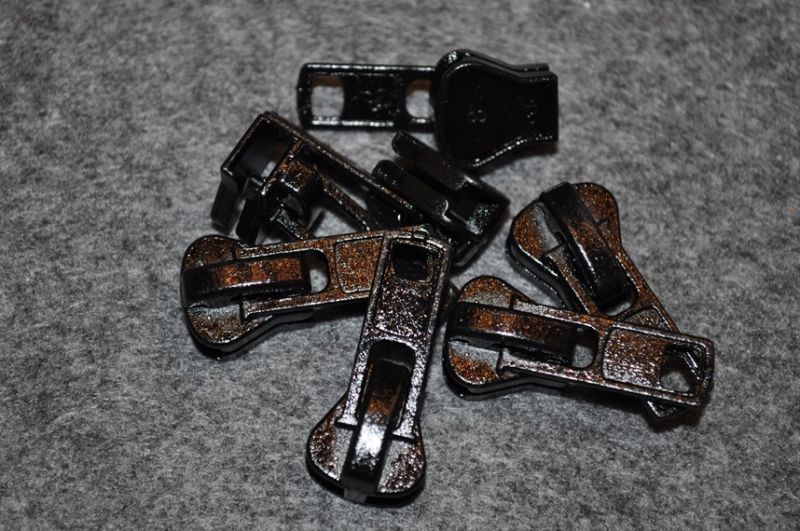 Schieber/Zipper 8mm Reißverschluss schwarz