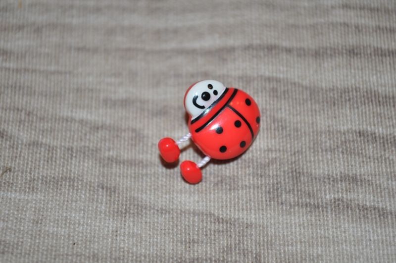 Knopf Marienkäfer