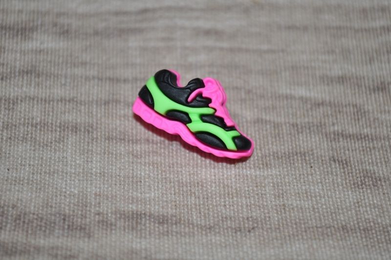Knopf Turnschuh pink
