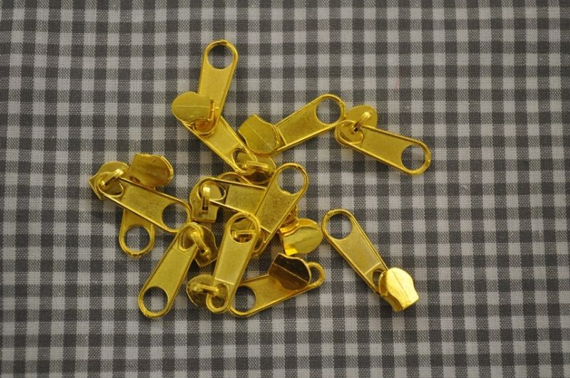 Schieber/Zipper 3 mm Reißverschluss gold