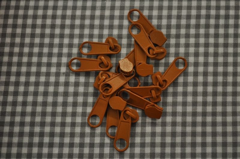 Schieber/Zipper 3 mm Reißverschluss ocker