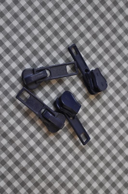 Schieber/Zipper 5 mm grob Reißverschluss marine