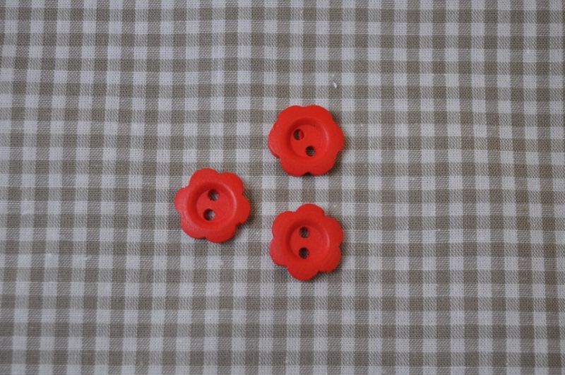 Knopf 15mm Holz Blume rot