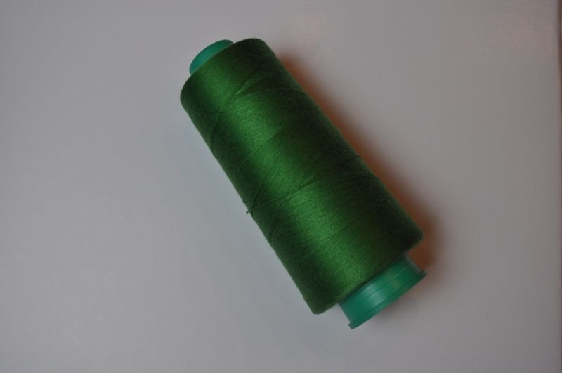 Overlockgarn 120er 2500 m Fb.733 maigrün